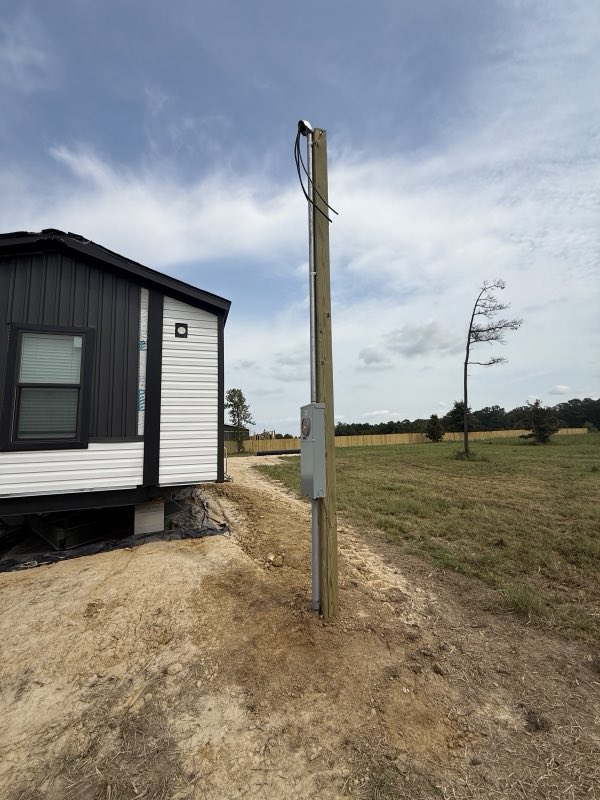 Service pole and meter power install by SNS Electrical at a new home